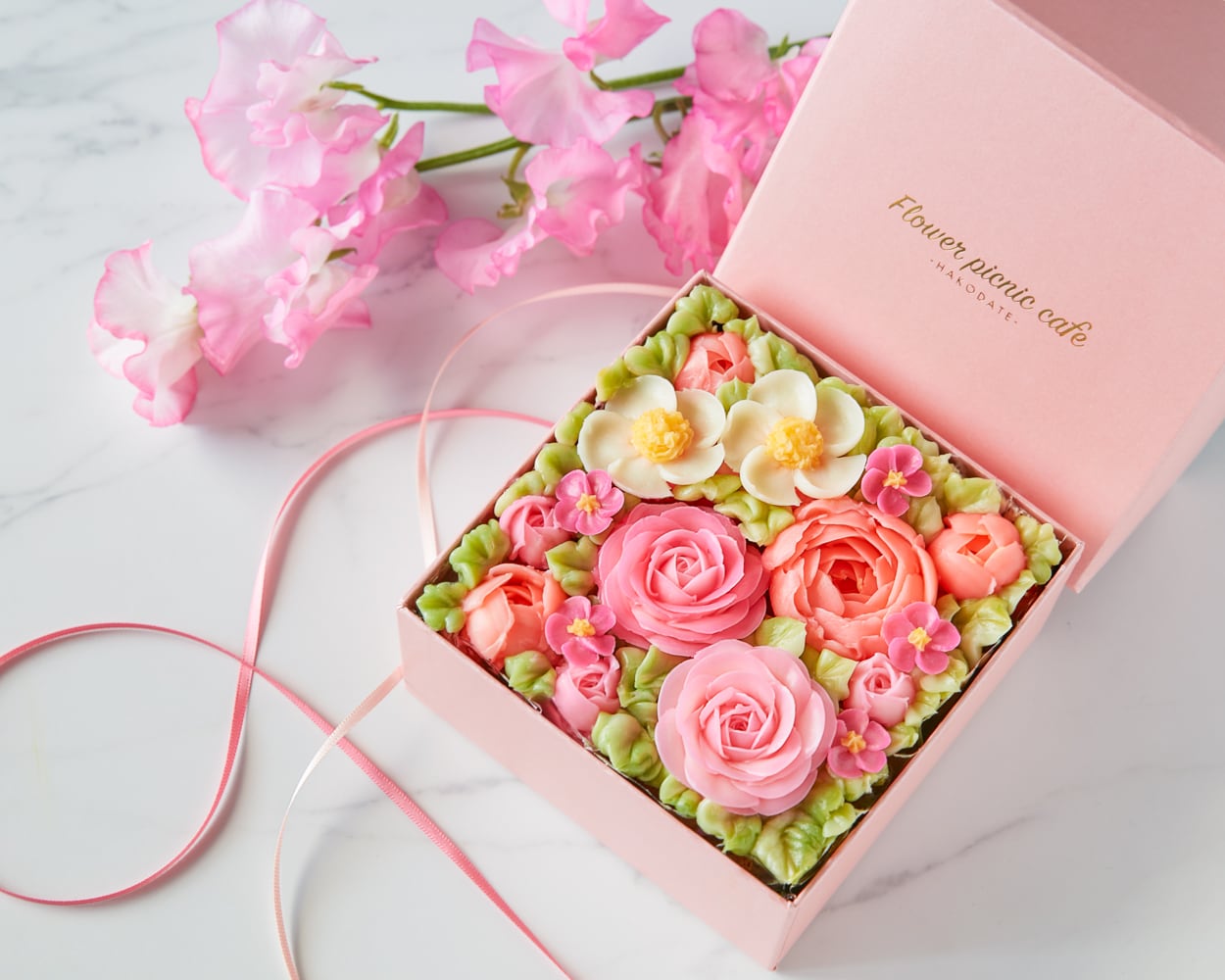【Peach Pink】食べられるお花のボックスフラワーケーキ | Flower Picnic Cafe -Hakodate-