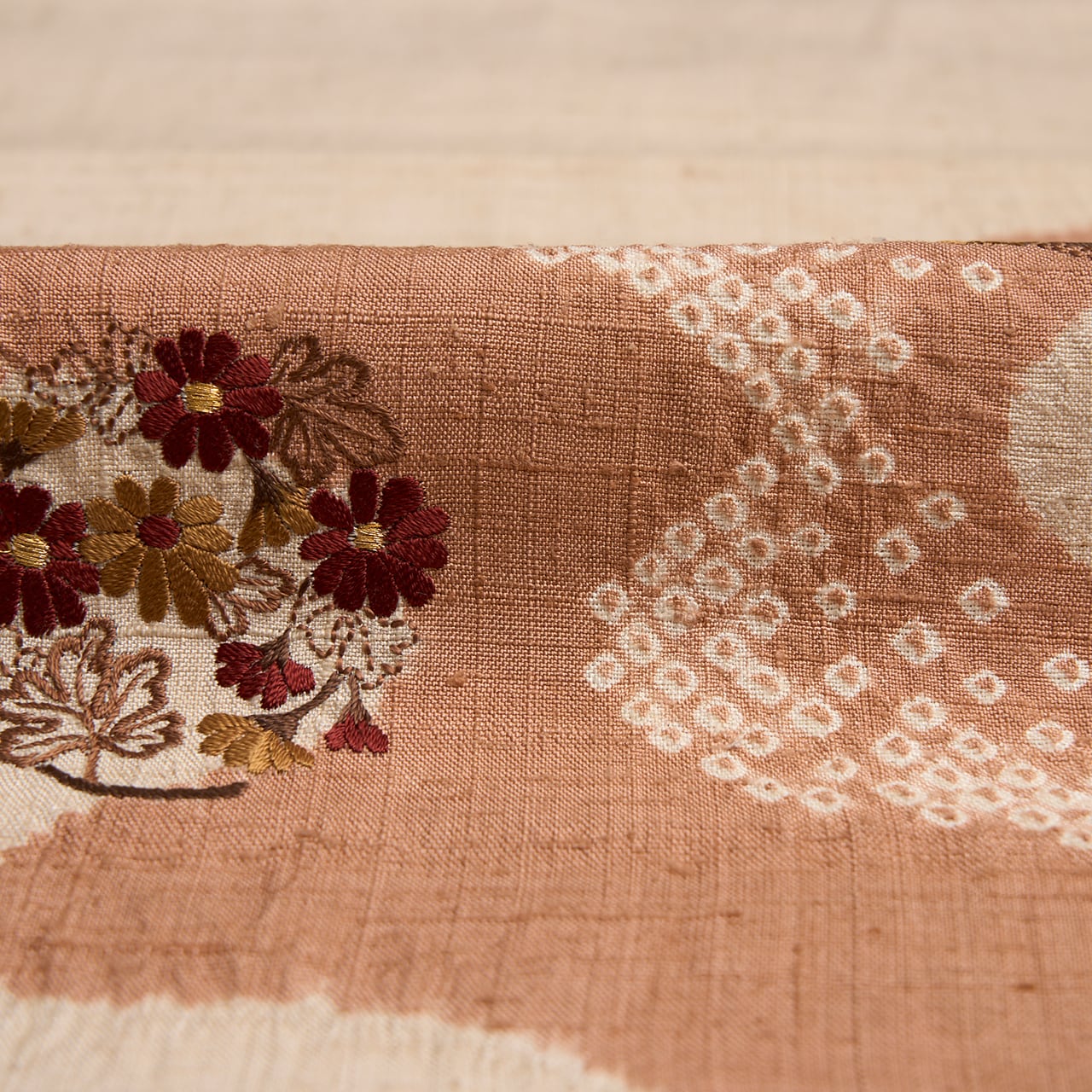 流水に花の丸紋 絞り染に手刺繍 紬名古屋帯【中古】 | かわの屋