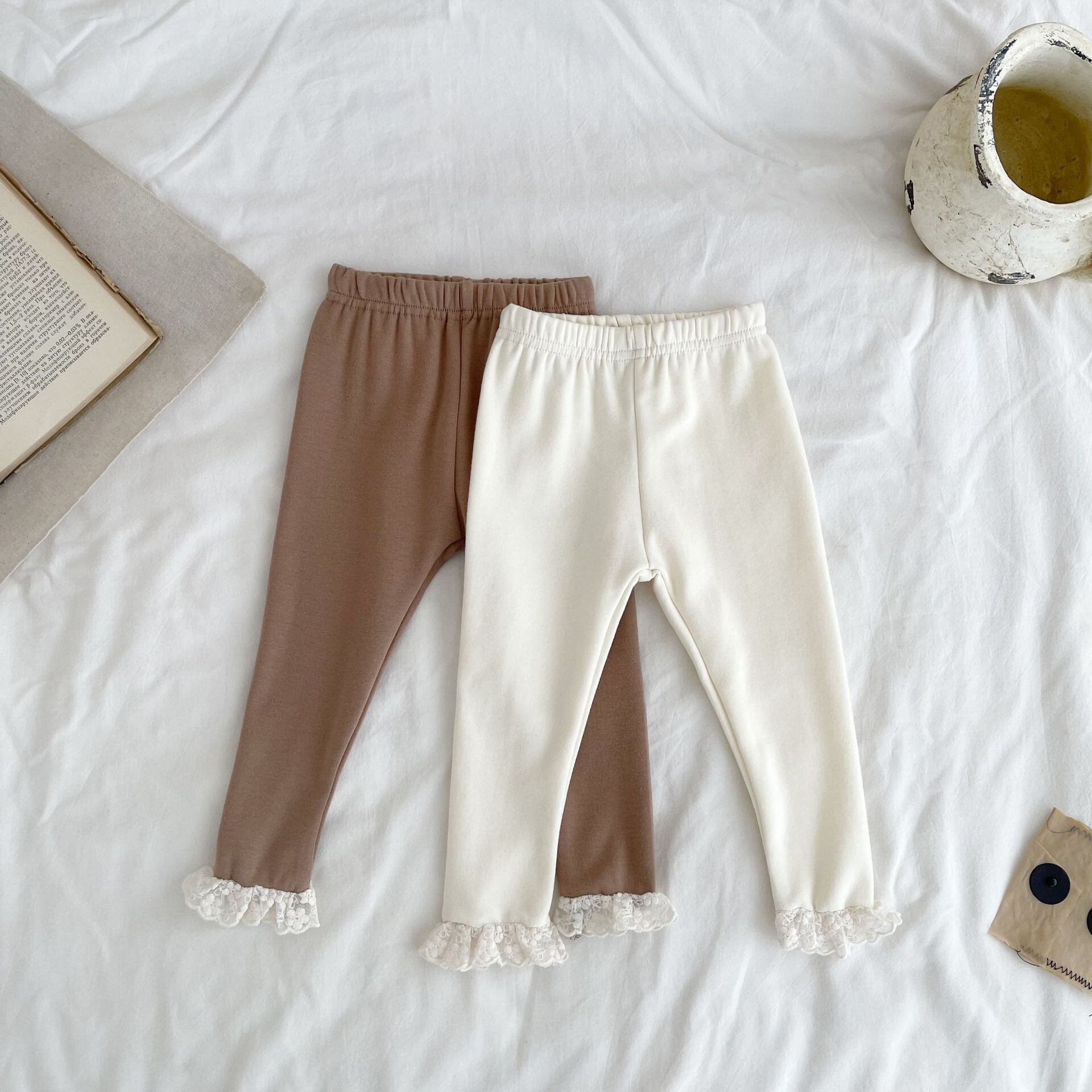 【BABY】秋新作 レース無地レギンス