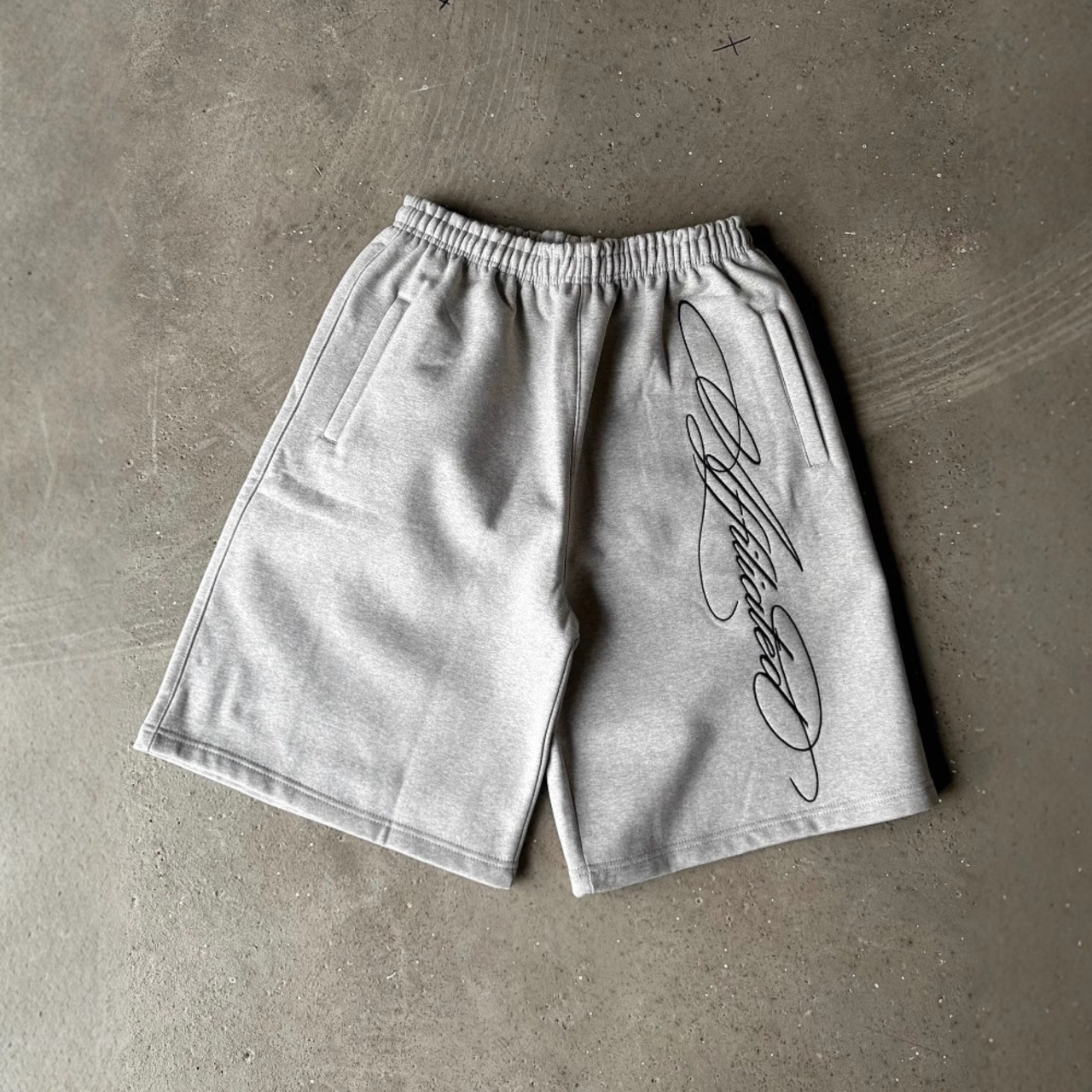 ショートハイウエストストリートパンツ