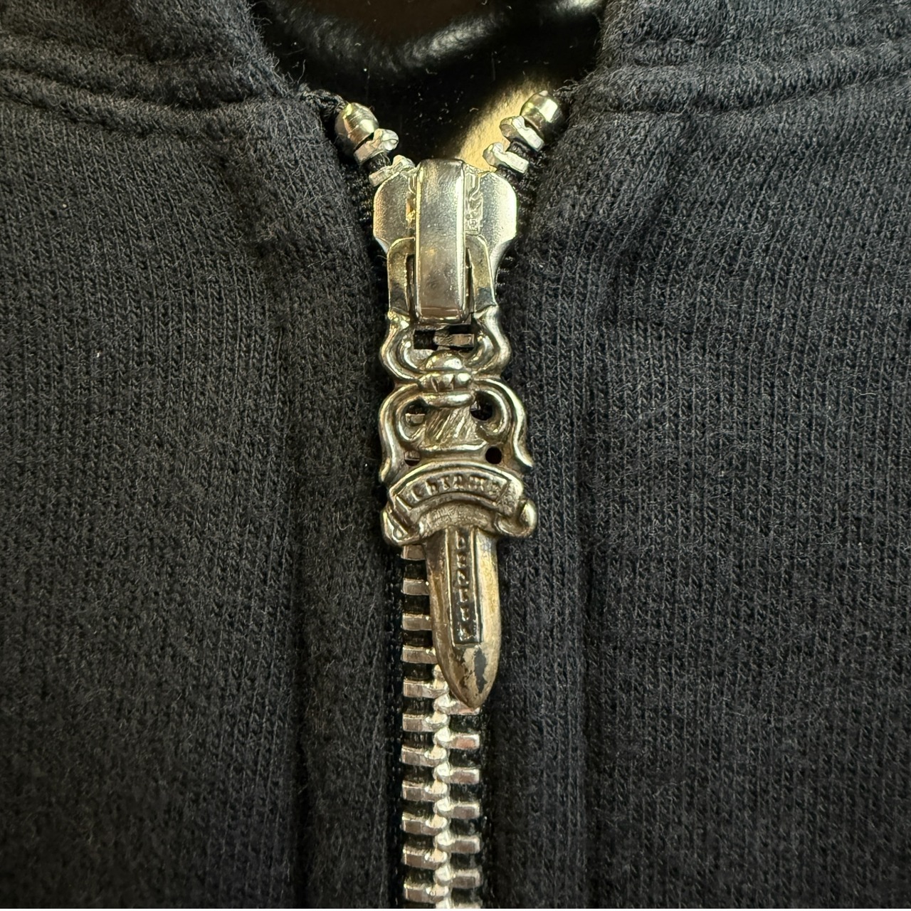 【CHROME HEARTS】クロムハーツ ジップアップパーカー M