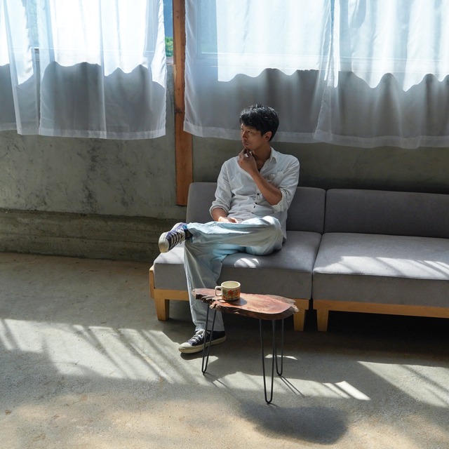 山桃の一枚板 サイドテーブル （高さ・カラー変更無料）