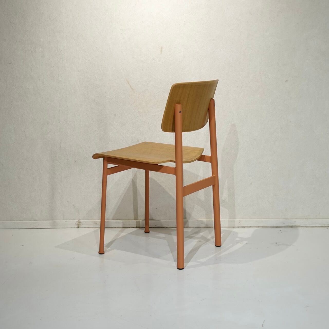 Muuto ムート LOFT CHAIR ロフトチェア ダイニングチェア アームレス