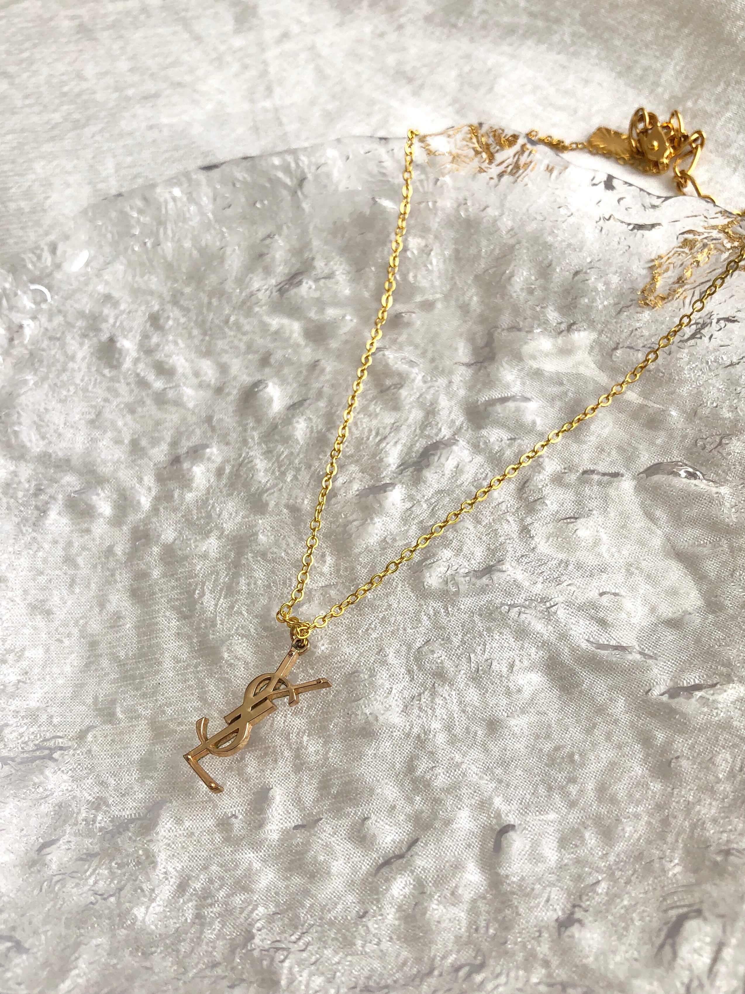 Yves Saint Laurent イヴ・サンローラン ネックレス ゴールド YSL