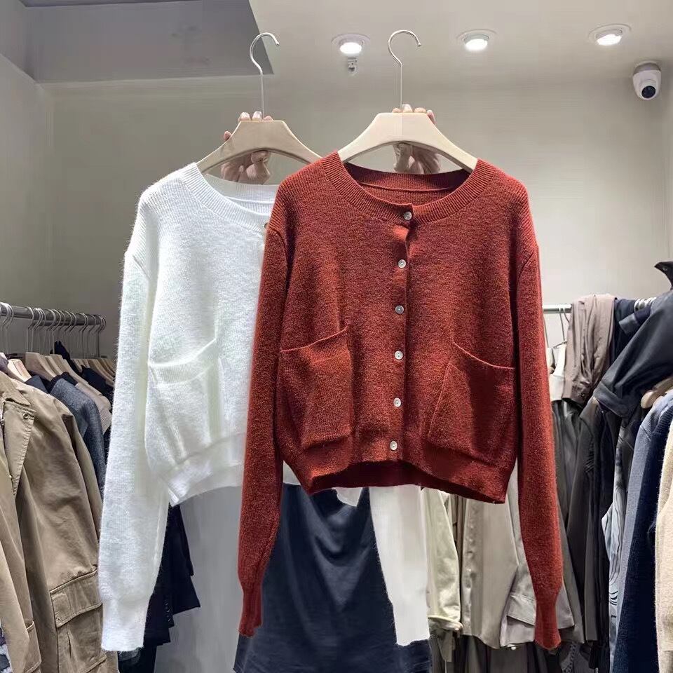 ノーカラーカーディガン