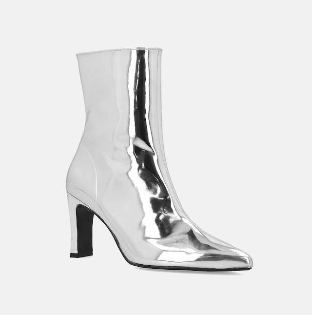 【OT3737】ポインテッドトゥ ショートブーツ：シルバー Mサイズ【一部難あり】