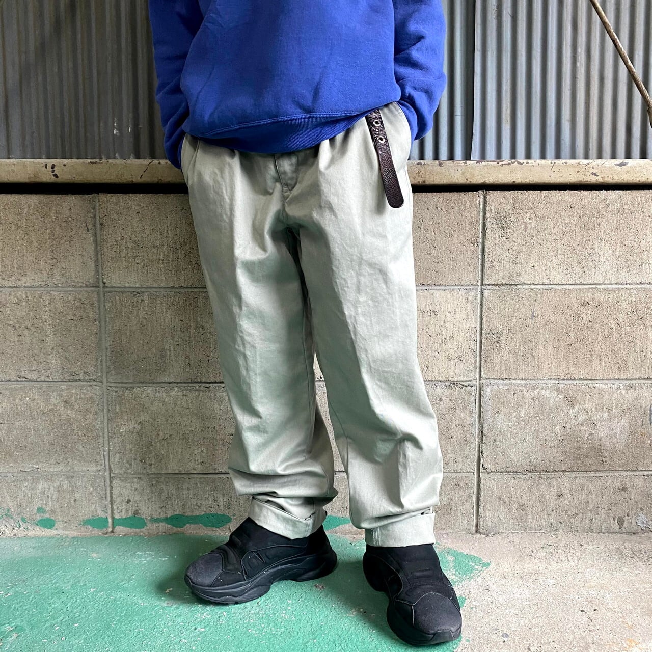 DOCKERS タック チノパン 34x29 ネイビー