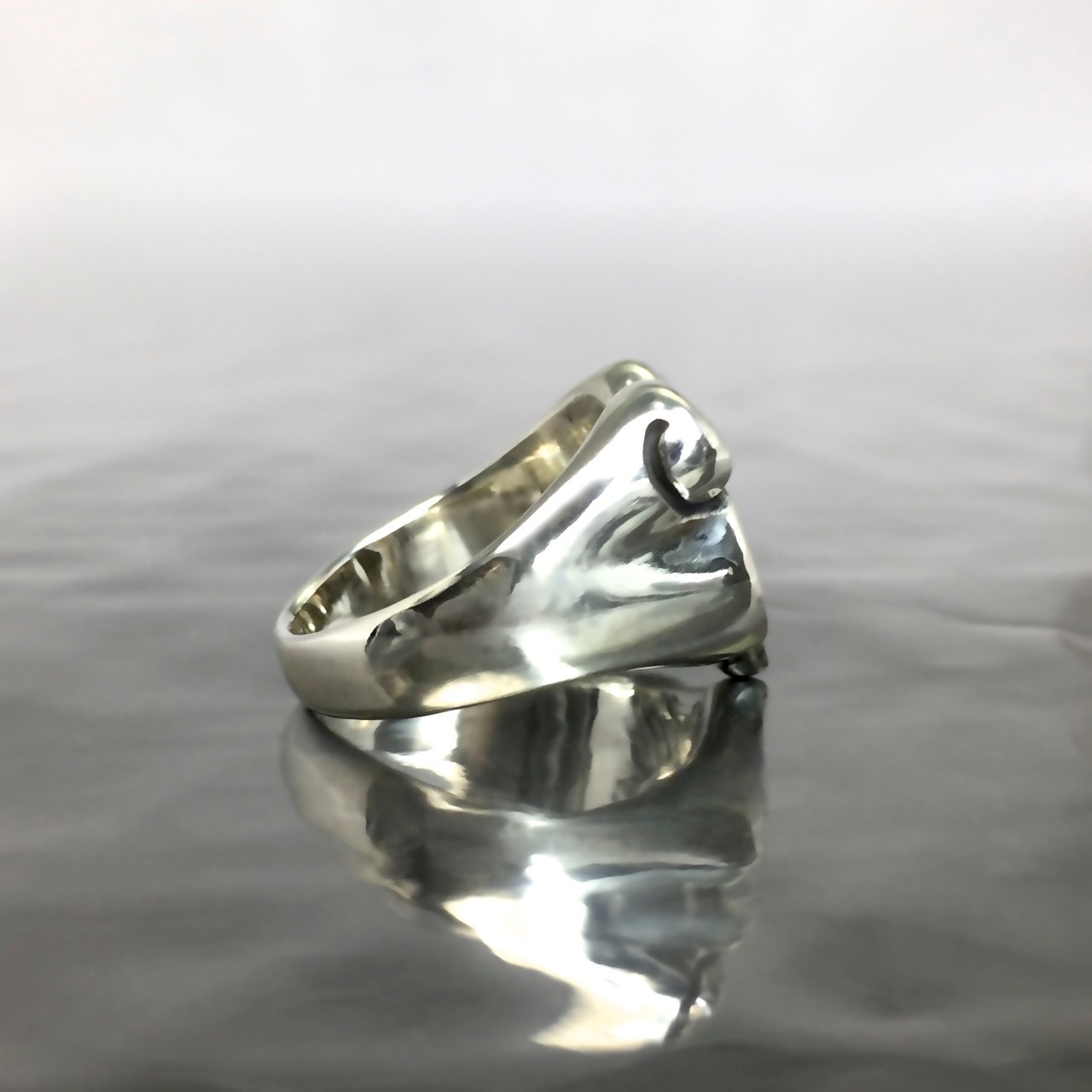 MELODIC HORSESHOE RING / メロディックホースシューリング