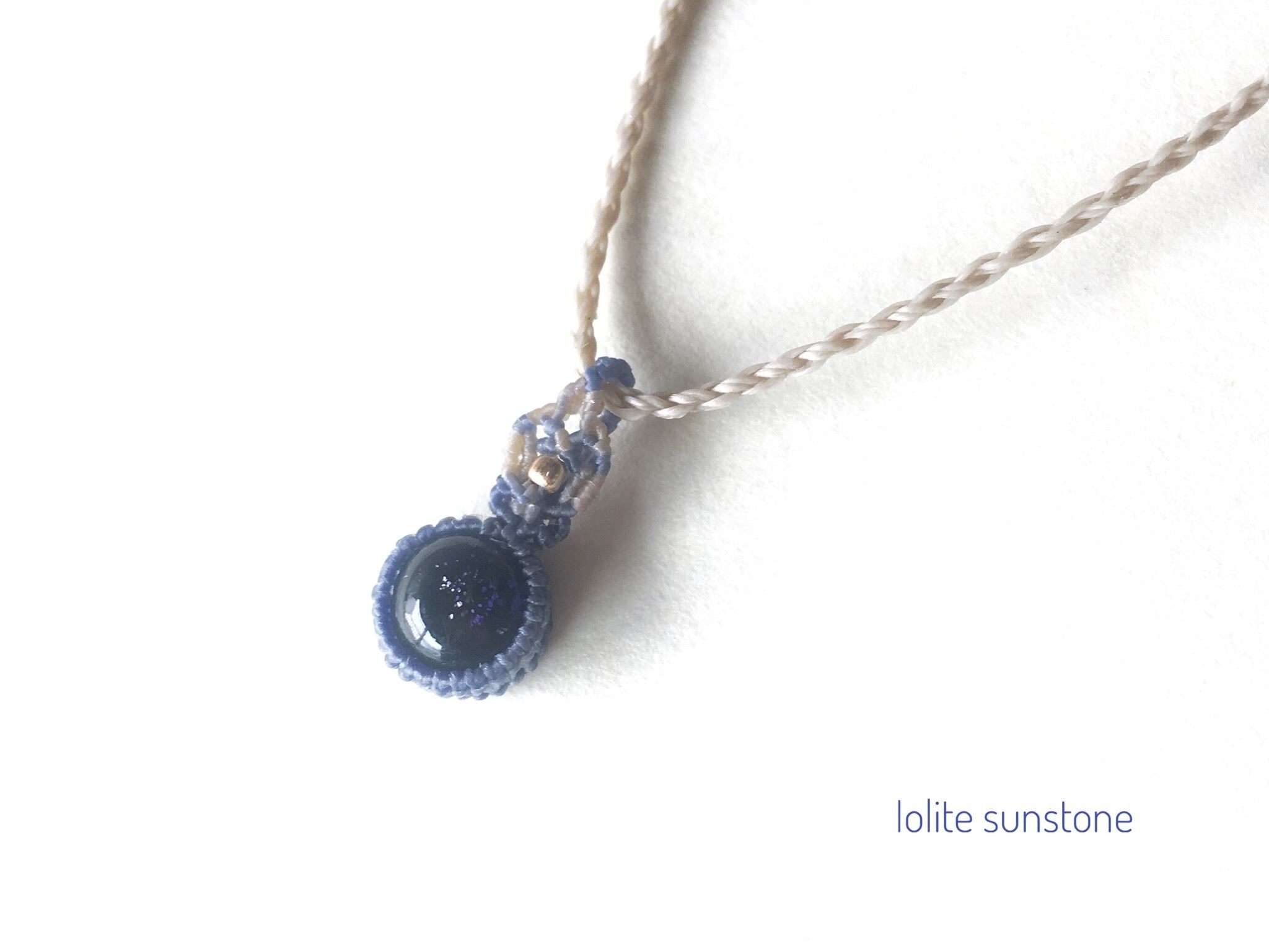 アイオライトサンストーン macrame necklace