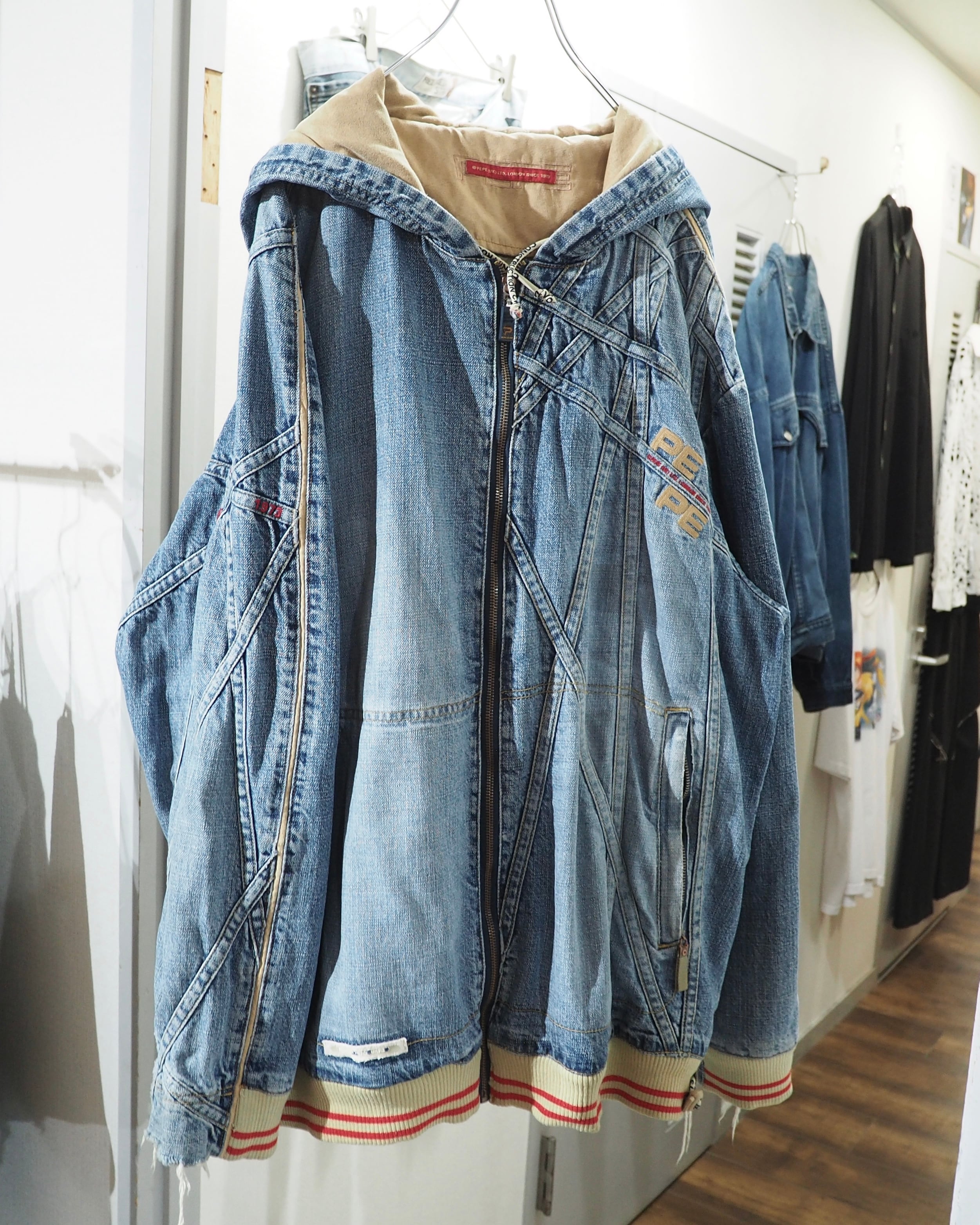 1990s ” Special - PEPE JEANS ” Crossed Lines × Logo Embroidery Vintage Loose Hoodie Denim Jacket