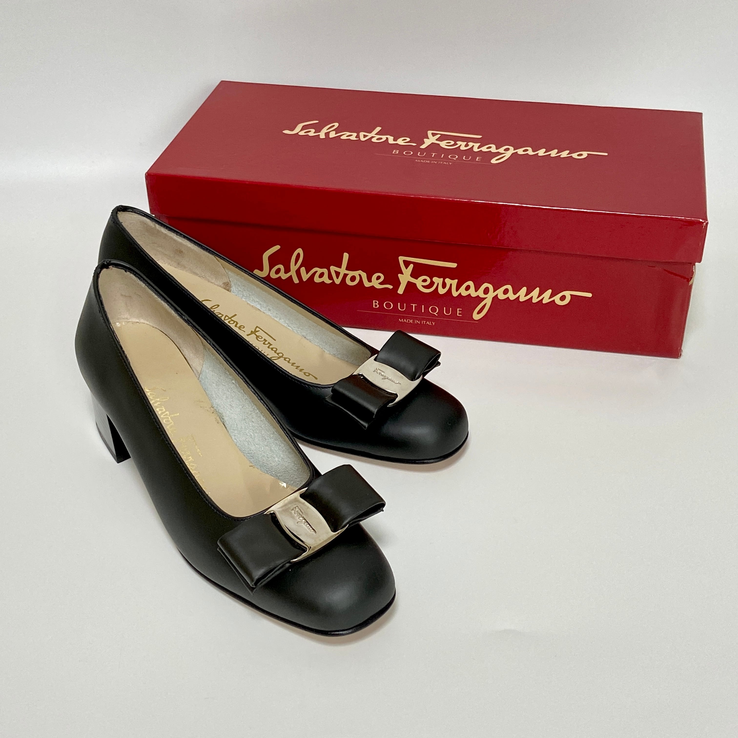 【21.5cm】要リメイクフェラガモSalvatoreFerragamoパンプス