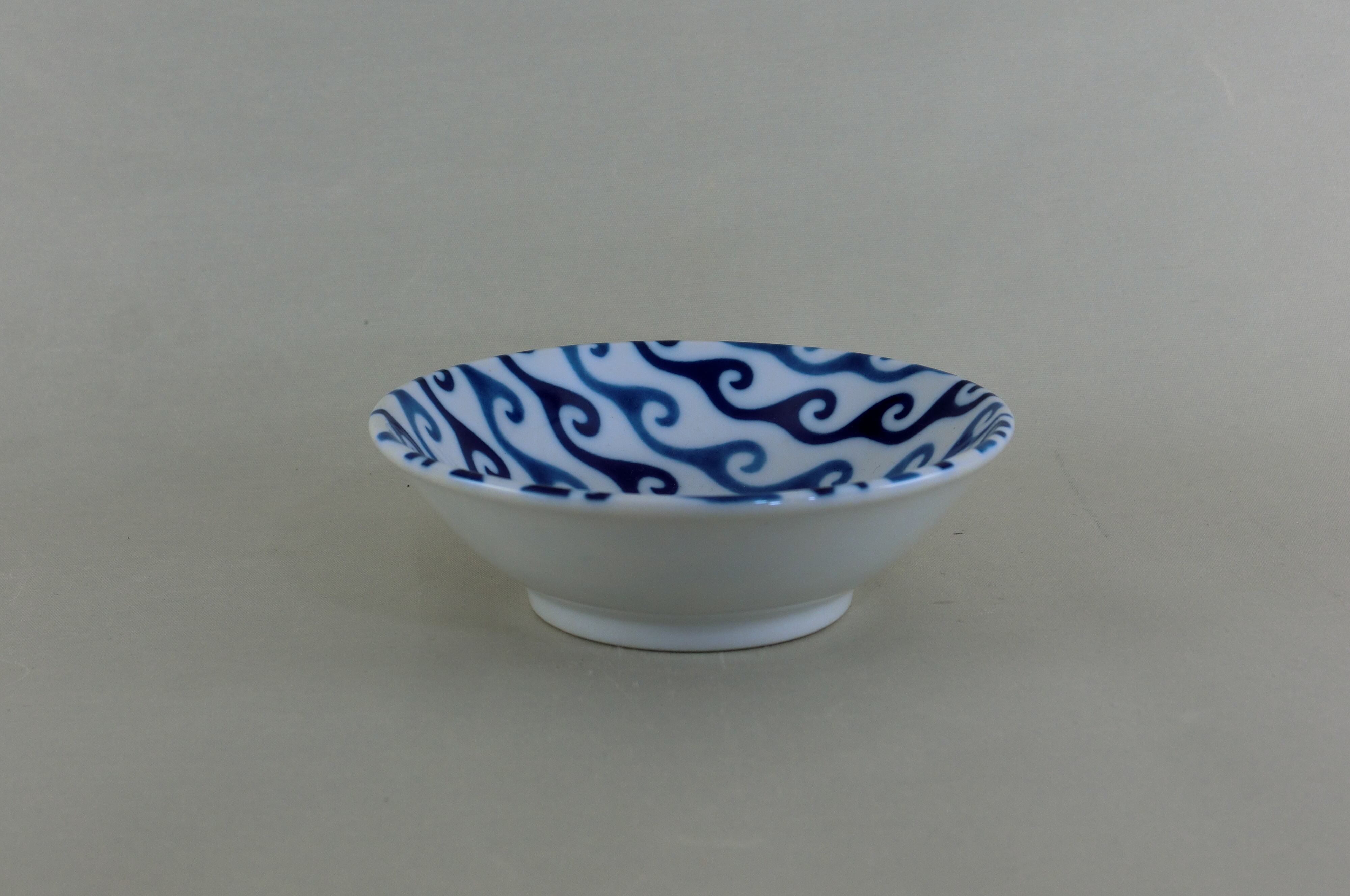 藍小紋伝統柄シリーズ　小鉢（波紋）