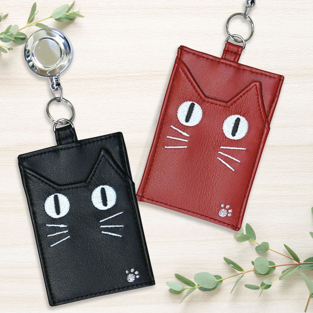 猫柄 リール付 パスケース 定期入れ ICカード 伸びる ねこ 猫グッズ
