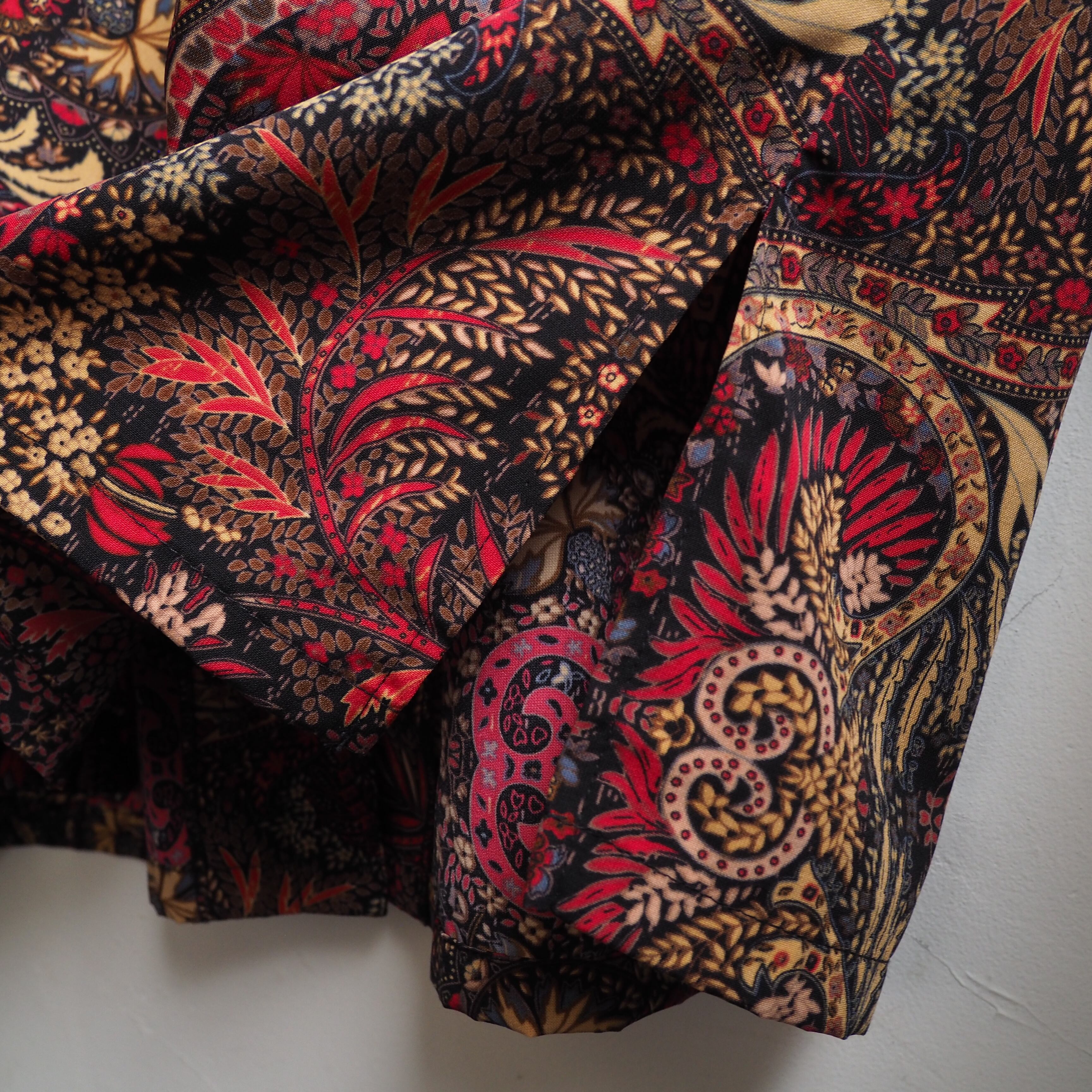 1990s Dark ethnic tribal art pattern Design vintage Drape loose shirt