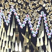 社交ダンス 衣装 ラテン ドレス ワンピース ステージ衣装 パーティドレス レディース金 黒 スパンコール ゴールド系 ブラック系 チョーカー 華やか デザイン 豪華 きらびやか 印象 おしゃれ ショートドレス フォーマル 謝恩会 お誕生日会 クリスマス パーティー 衣装 ブラック ゴールド レース 伸縮性 体型カバー 夏服 プロムドレス セクシー レディースファッション 反射光 ドレッシー 派手 目を引く