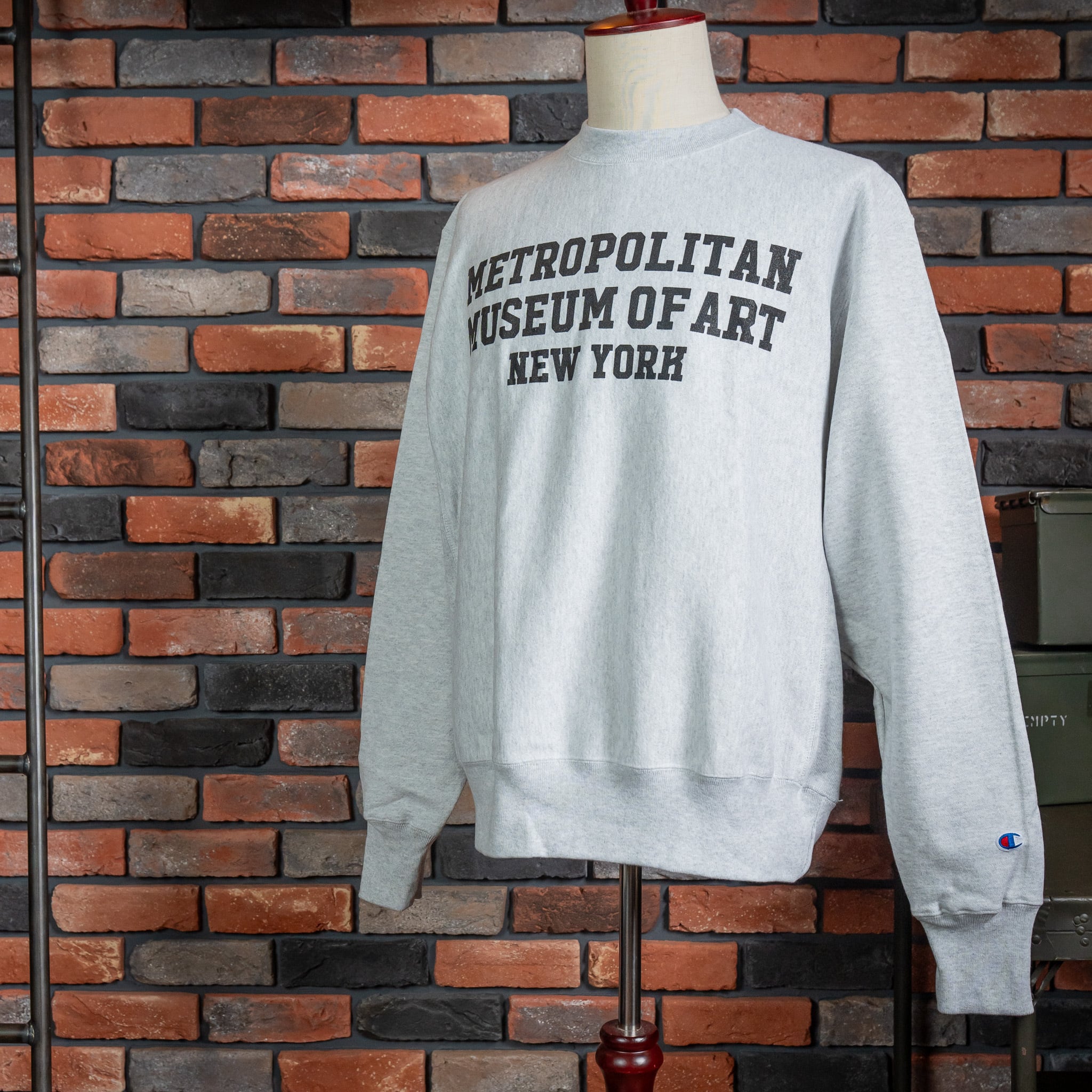 Champion】The Metropolitan Museum of Art Reverse Weave Sweat Champion】The Metropolitan Museum of Art Reverse Weave Sweat