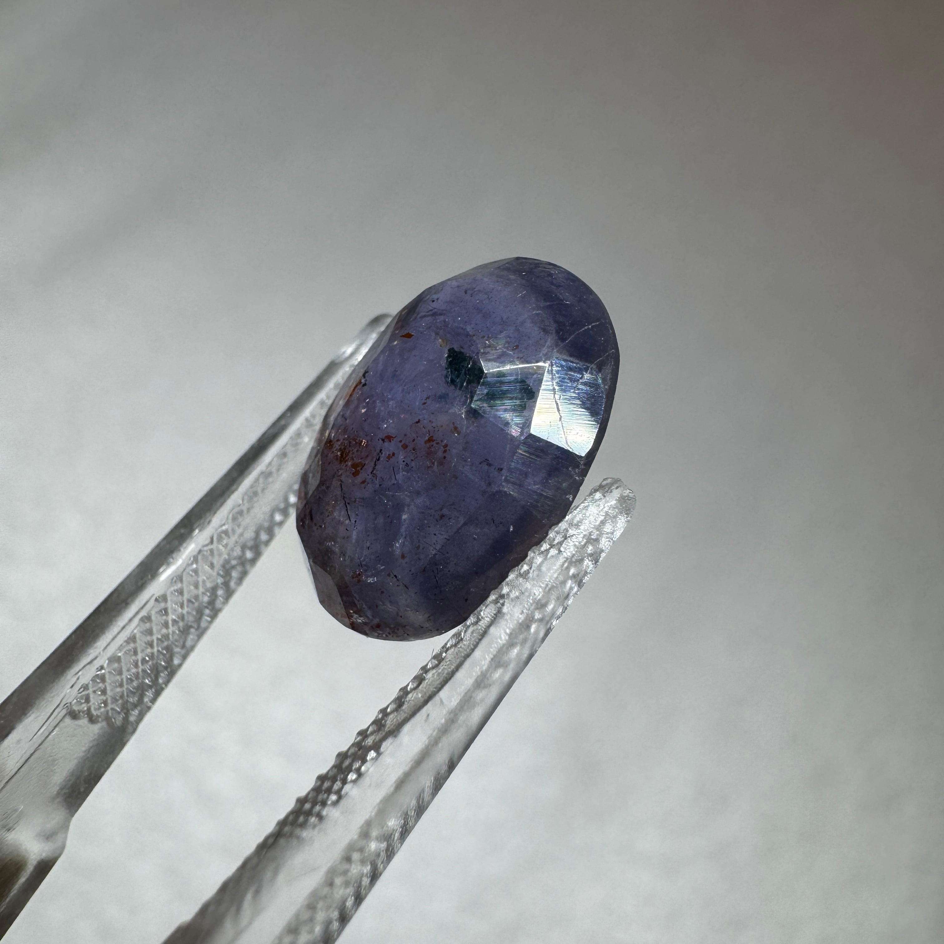 ブラッドショットアイオライト 〜しゃらんとサン〜 4.41ct | GEMマニ屋