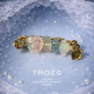 【016 Veiled Nereids Collection】 Integration Ear Cuff アクアマリン × トルマリン × モルガナイト × オパール × ケシパール 鉱物原石 イヤーカフ 天然石 アクセサリー (No.3701)