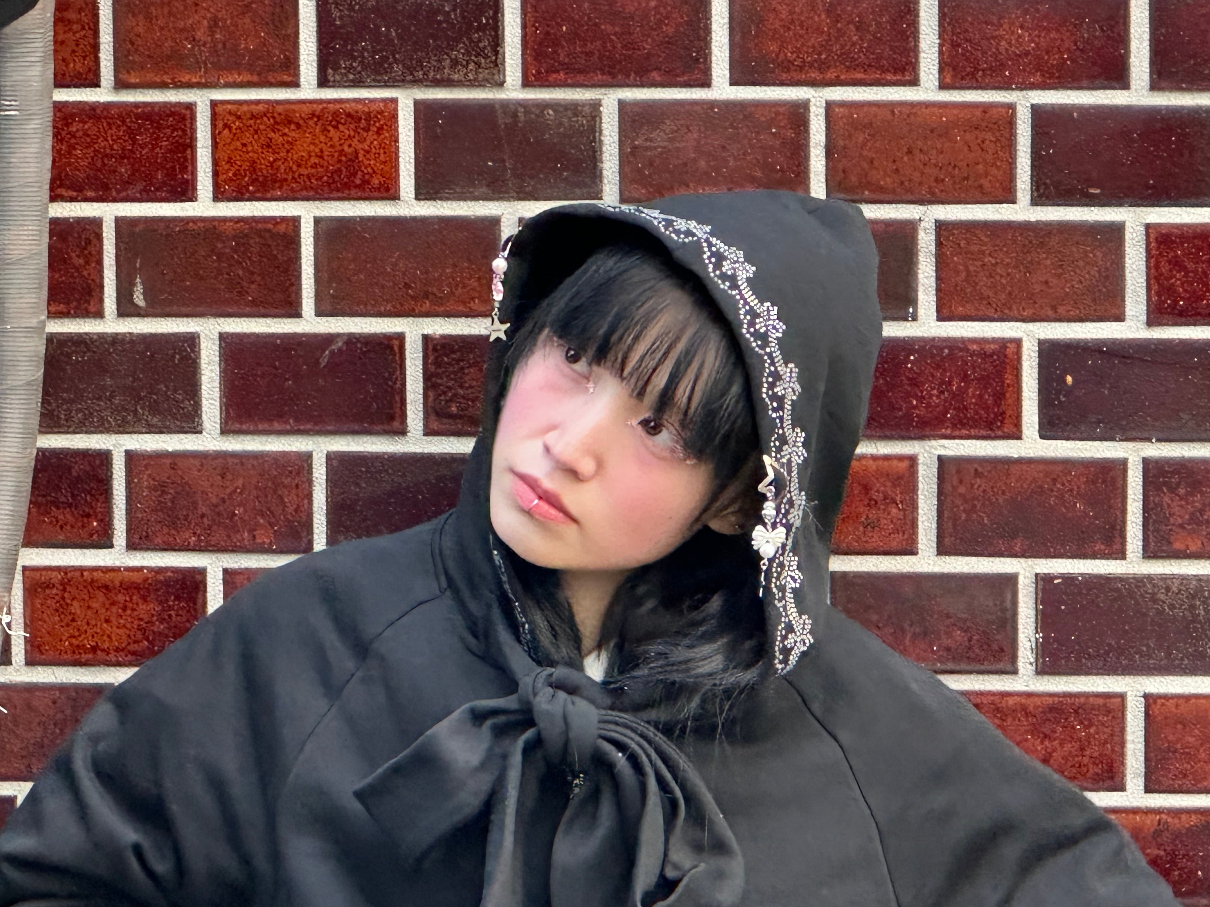 ティアラフーディー BLACK