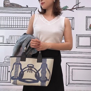 レイヤード風前後2wayタンクトップ　4500円