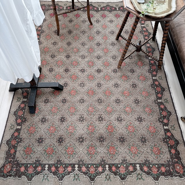 トルコ ヴィンテージラグ TR009 | ニーデ | 143cm × 246cm