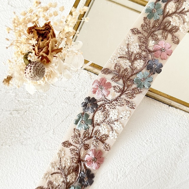 プラリネ　[ピンクサックス]　インド刺繍リボン　3236