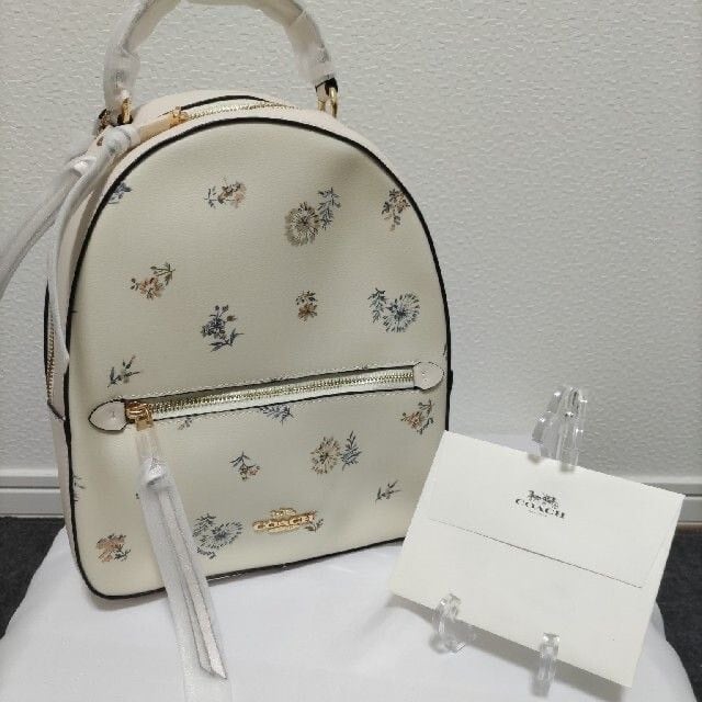 新品未使用品 コーチ 袋付き COACH ホワイト 花柄