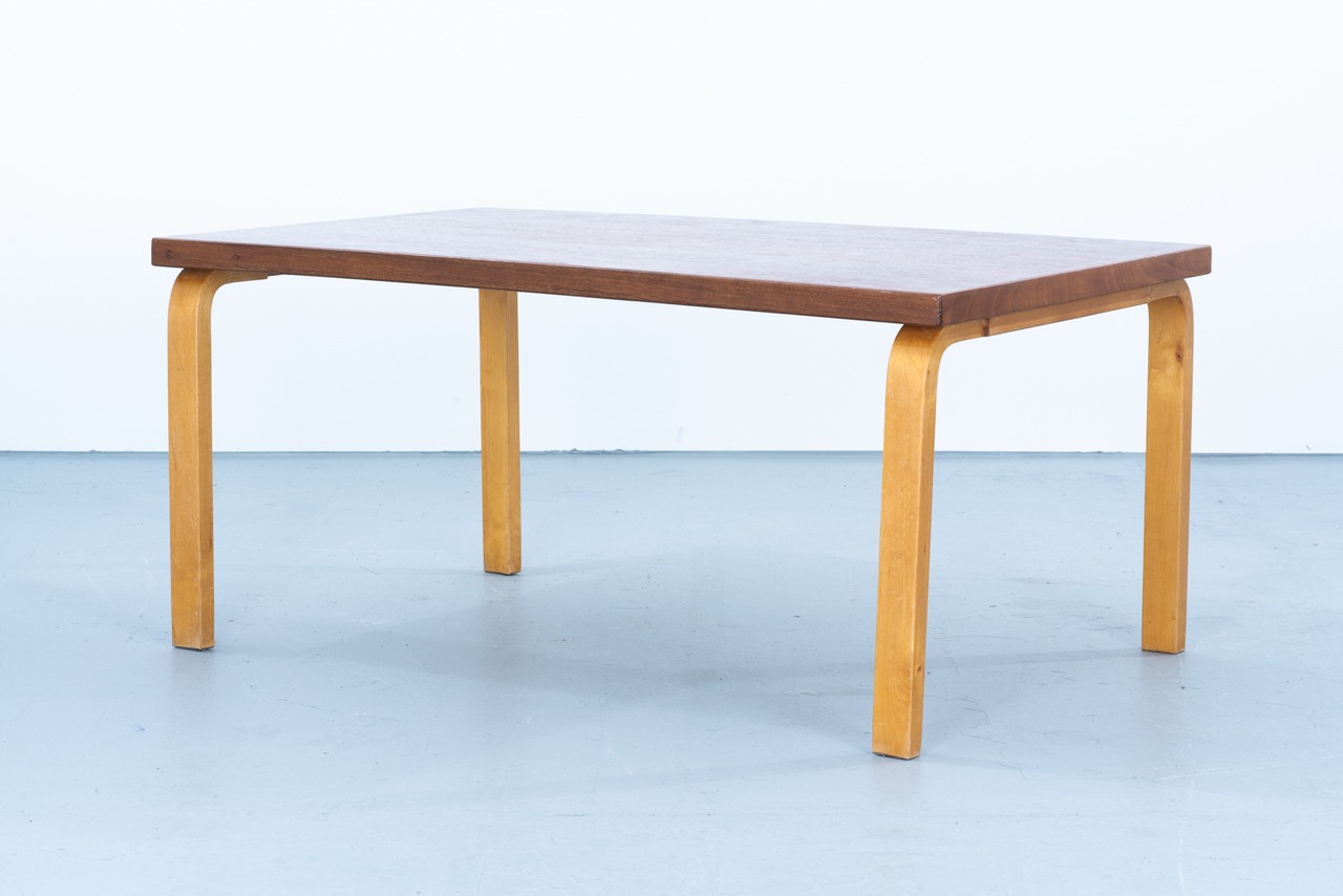 Alvar Aalto | Coffee table mahogany top