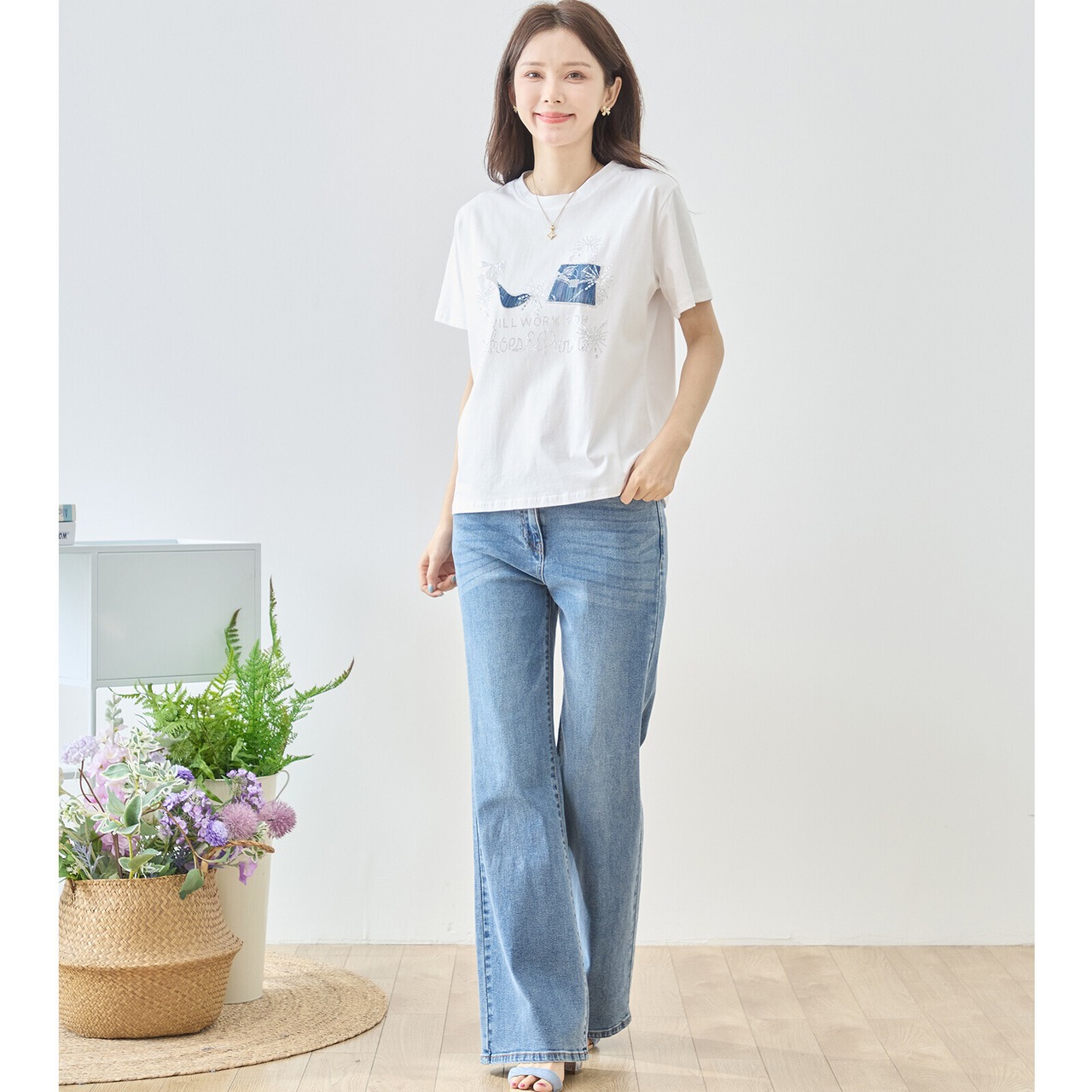 TRUBE デコビジューハイヒール＆バッグ柄Tシャツ 【M~L】ホワイト