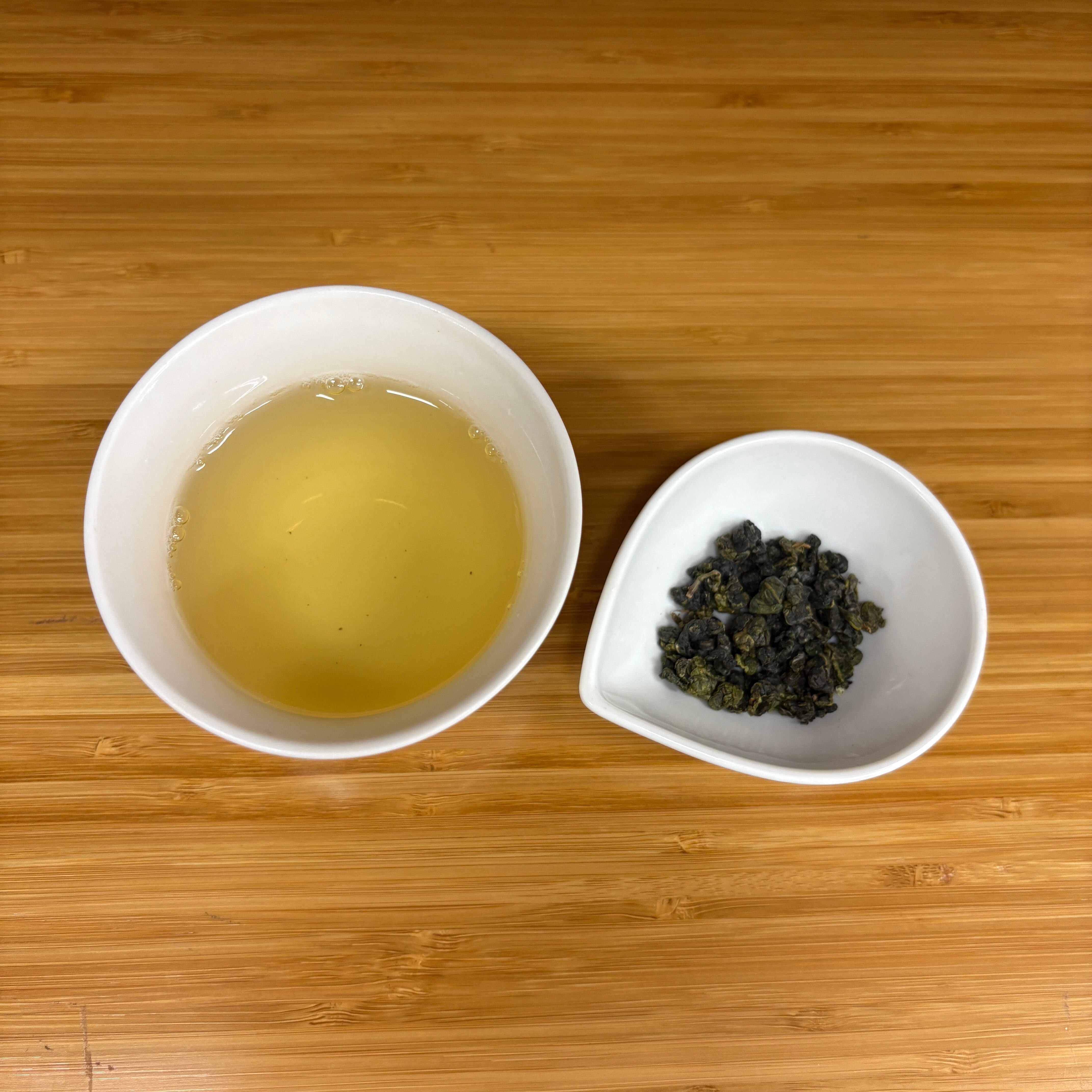 阿里山金萱茶 200g｜ふんわりクリーミーな甘みの高山烏龍茶 | 泰和商事