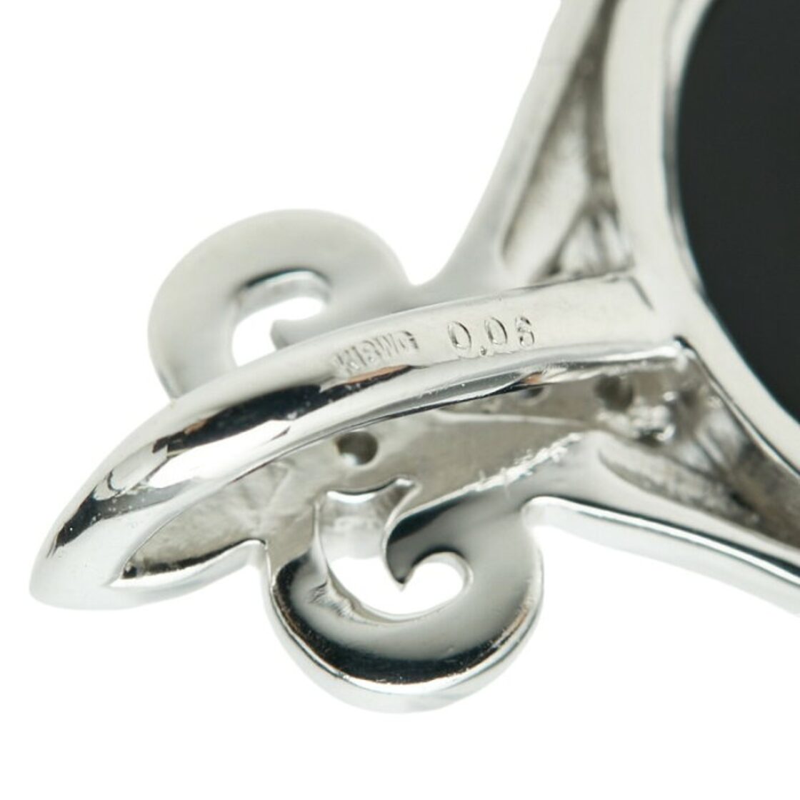 K18WG ホワイトゴールド メノウカメオ15×19.8mm ダイヤ0.06ct 