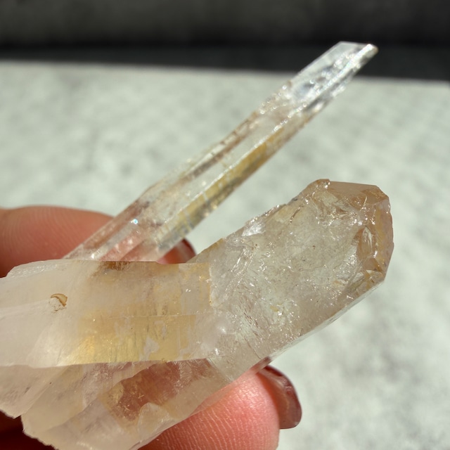 ネパール・ダーディン産 ヒマラヤ水晶 ゴールデンヒーラー クラスター No.9