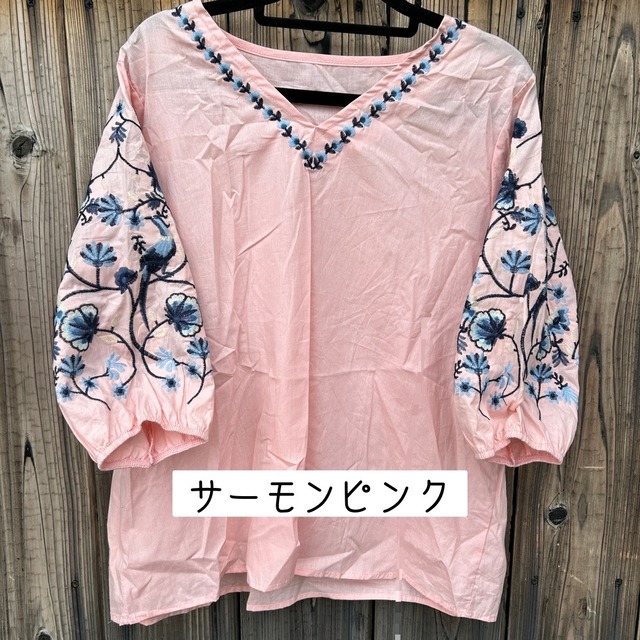 刺繍ふんわりお袖ブラウス