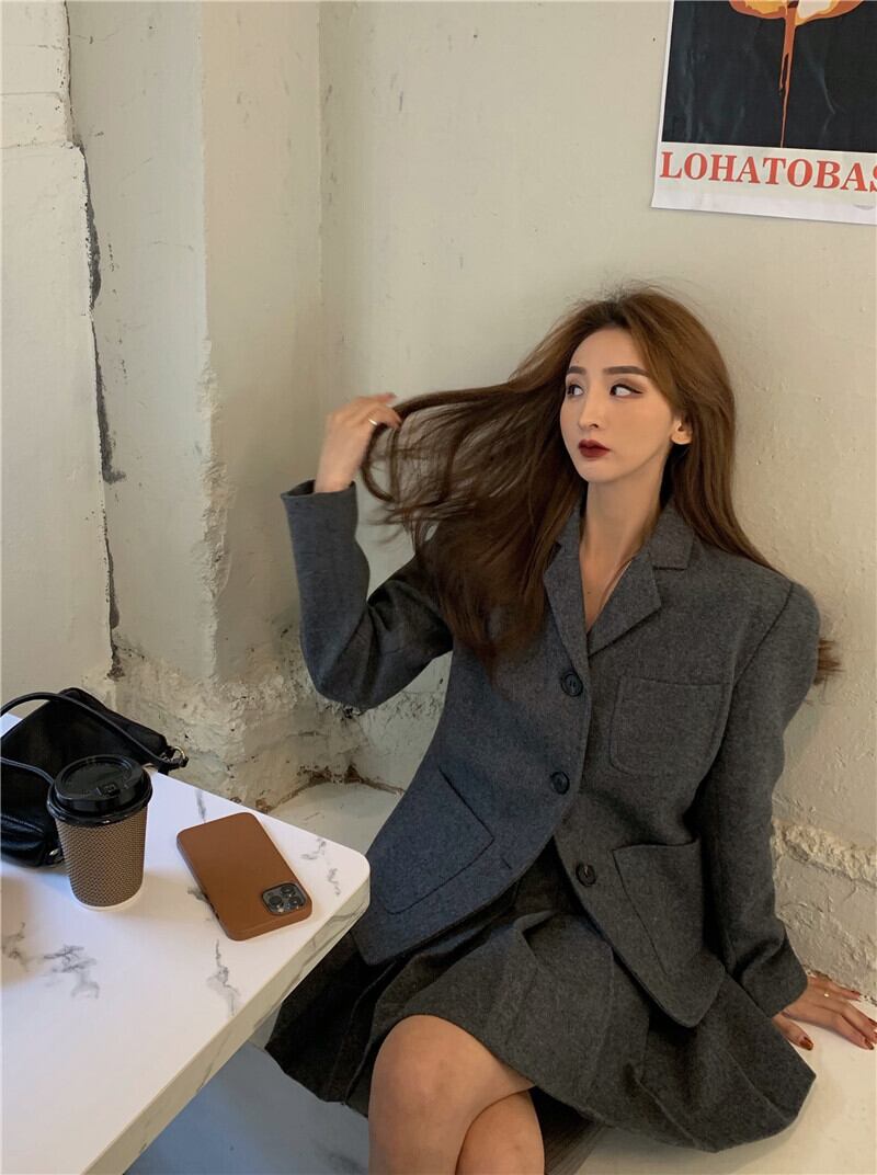 ジャケット スプリングルーズグレートップス 春物 ブラックストロベリース61487548312