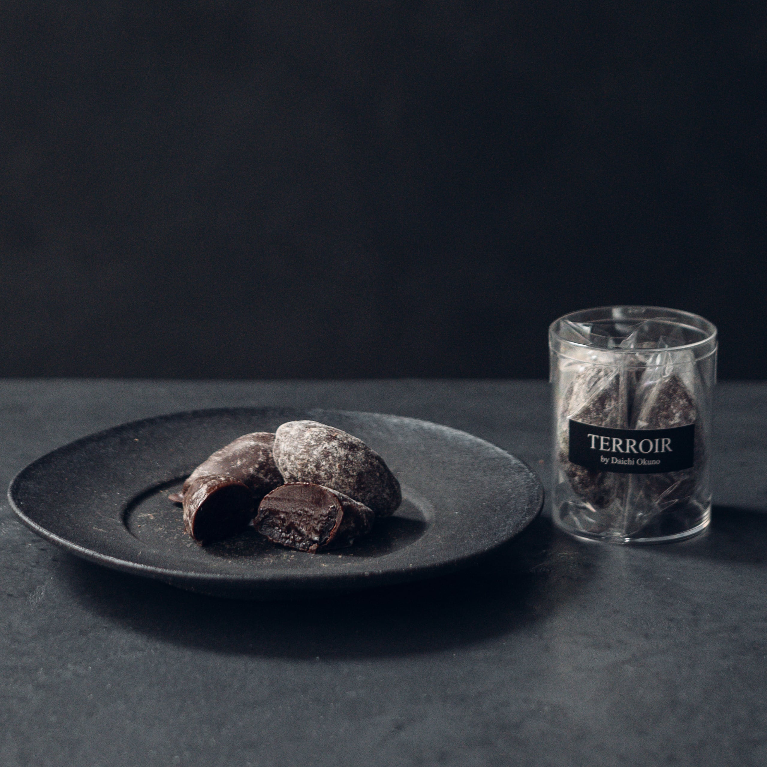 トリュフプリュンヌ（アルコール使用） | TERROIR by Daichi Okuno
