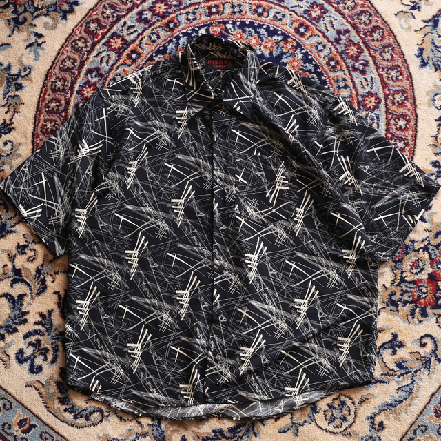 black base slash art pattern h/s big shirt 