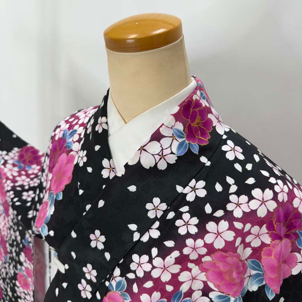 二尺袖 単品 卒業式着物 黒 裄67.5cm Lサイズ 袴用着物 化繊 中古 4560