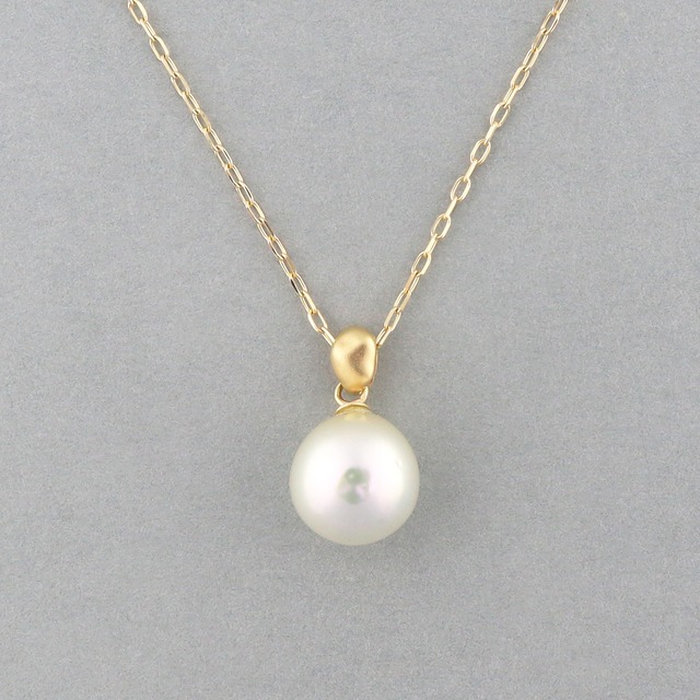 Akoya baroque pearl necklace〈White〉