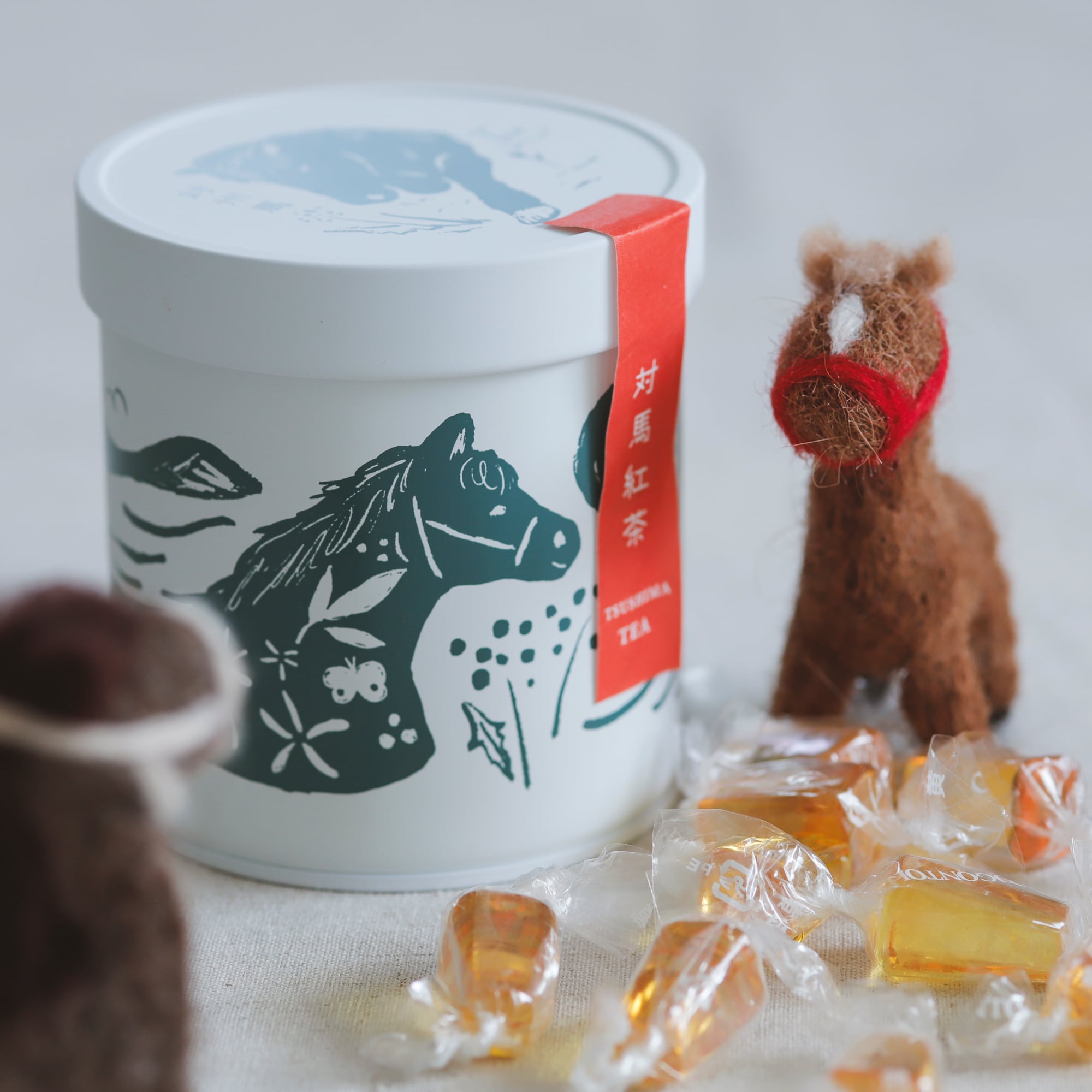 対馬のお茶入り 対州馬缶 ティーバッグ8包入 | つしま大石農園