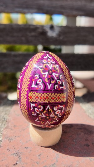 装飾用木製プィサンカ（イースターエッグ）with stand　コロミヤモデル