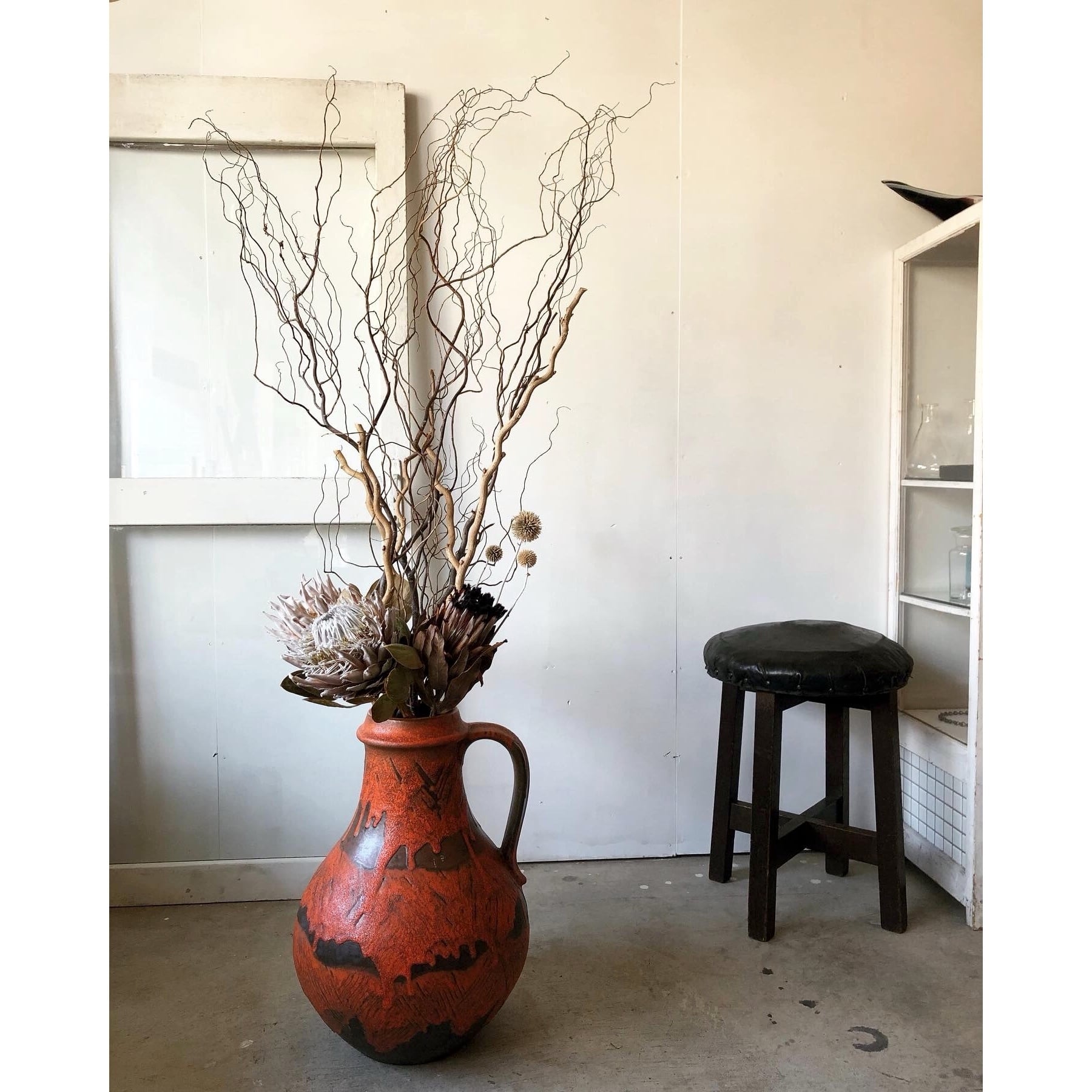 ヴィンテージ  チューリップ型　アイアン　フラワーベース　花器