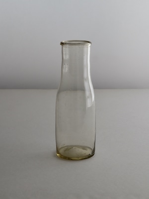 【SALE】 ヴィンテージ 牛乳瓶 手吹きガラス 18 / 【SALE】 Vintage Mouth Blown Milk Bottle 18