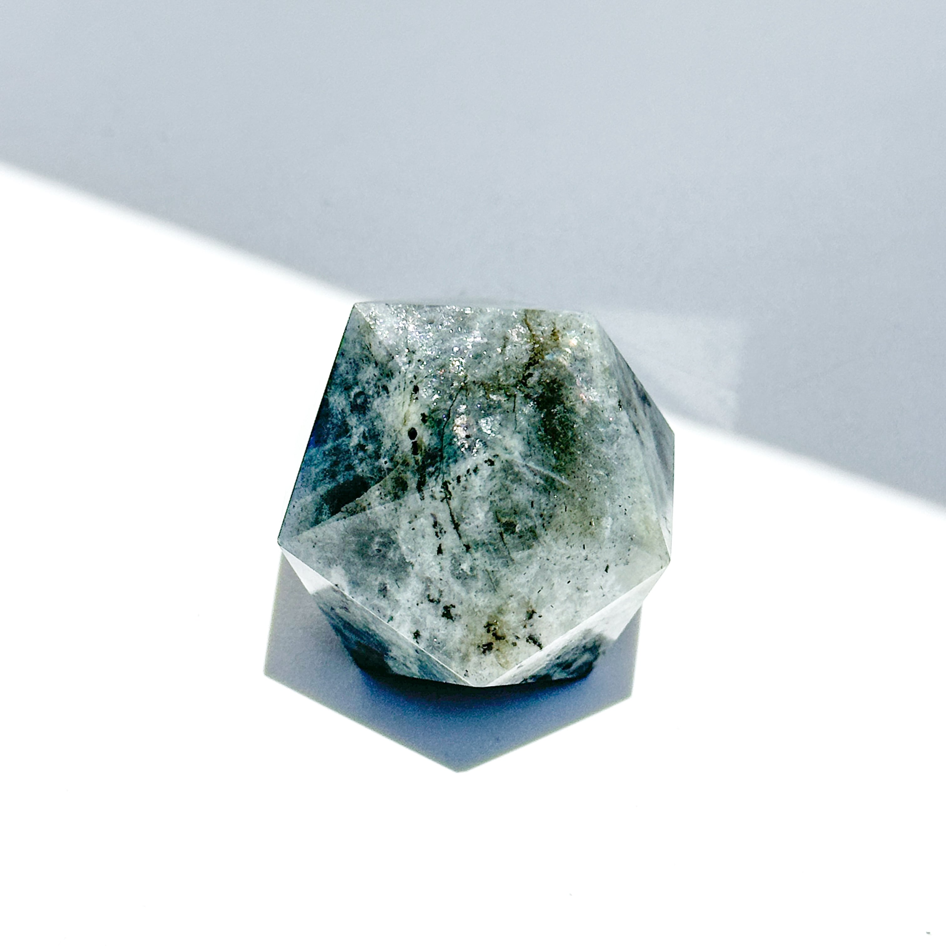 ラブラドライト 正二十面体 11◇ Labradorite ◇天然石・鉱物