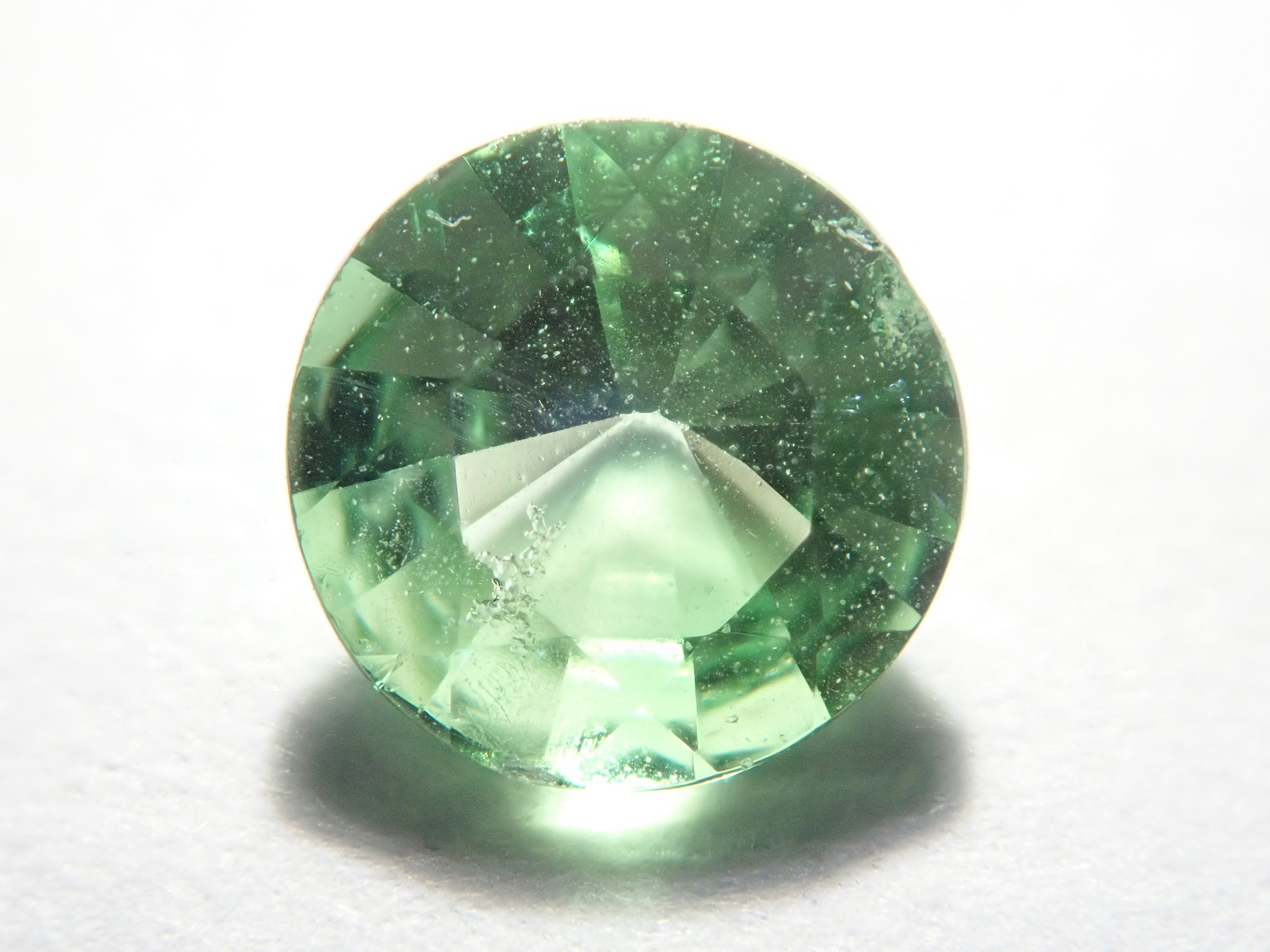 ケニア産ミントガーネット 0.258ct | Gem Shop Urcaguary