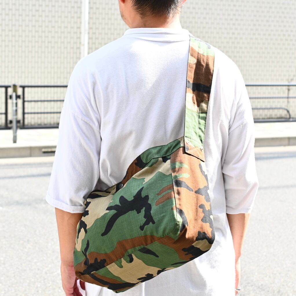 Hand Light 80's Woodland Camo Newspaper Bag | Button Works Store