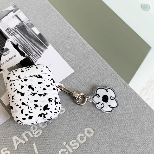 Illustration flower key ring