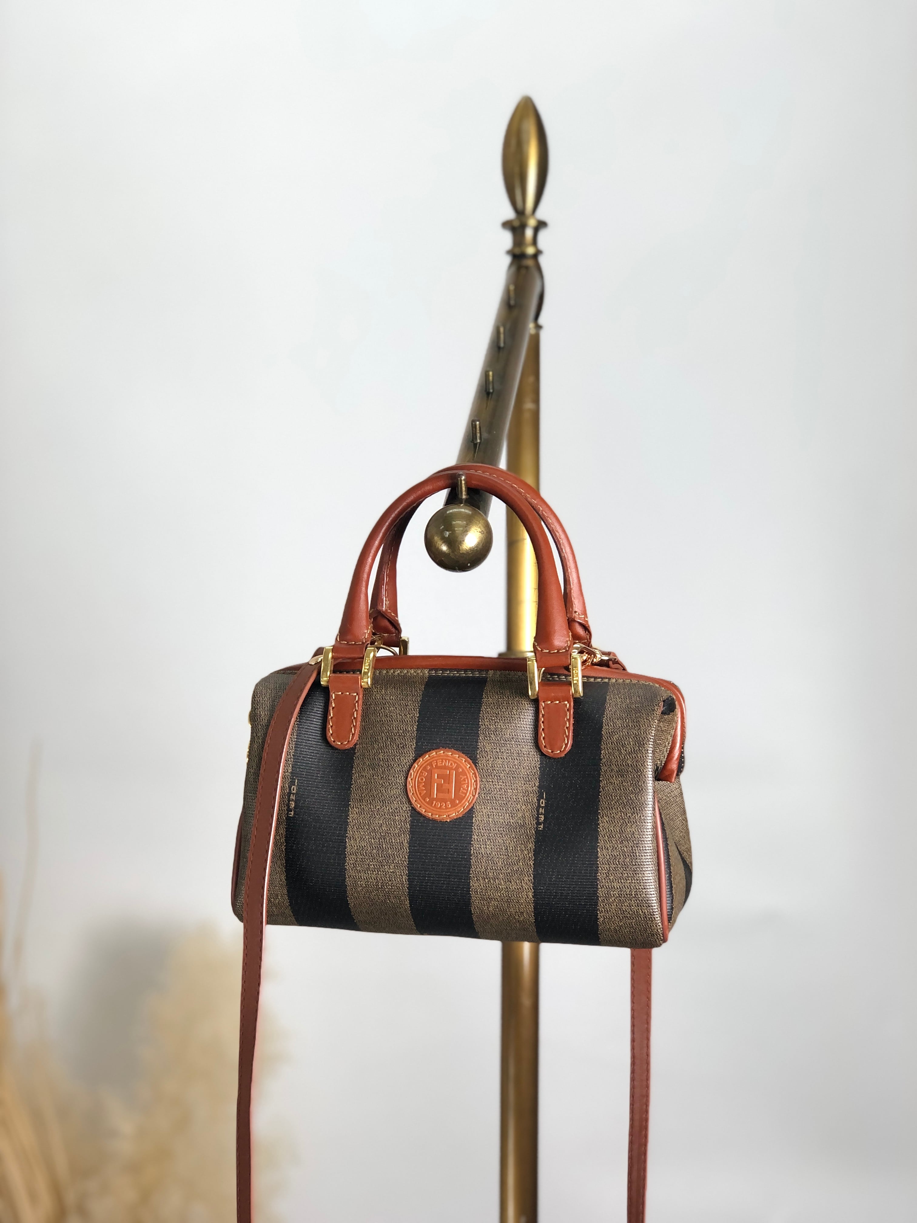 フェンディ FENDI ビッグロゴ ペカン 肩掛け トートバッグ PVC/レザー  