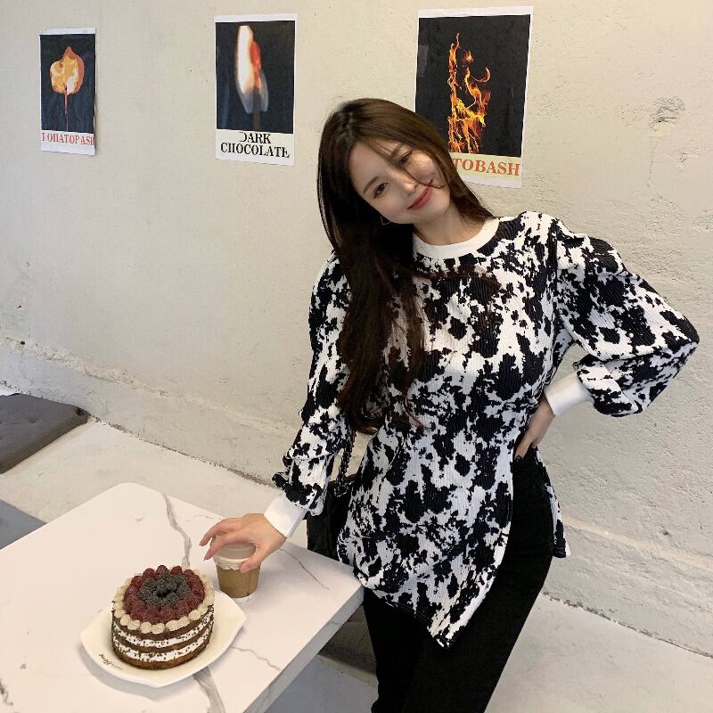 Tシャツ シャツ ルーズラウンドネックスリーブニットレディーススプリング ロング 春物 Oネック ブラックストロベリース56122330558