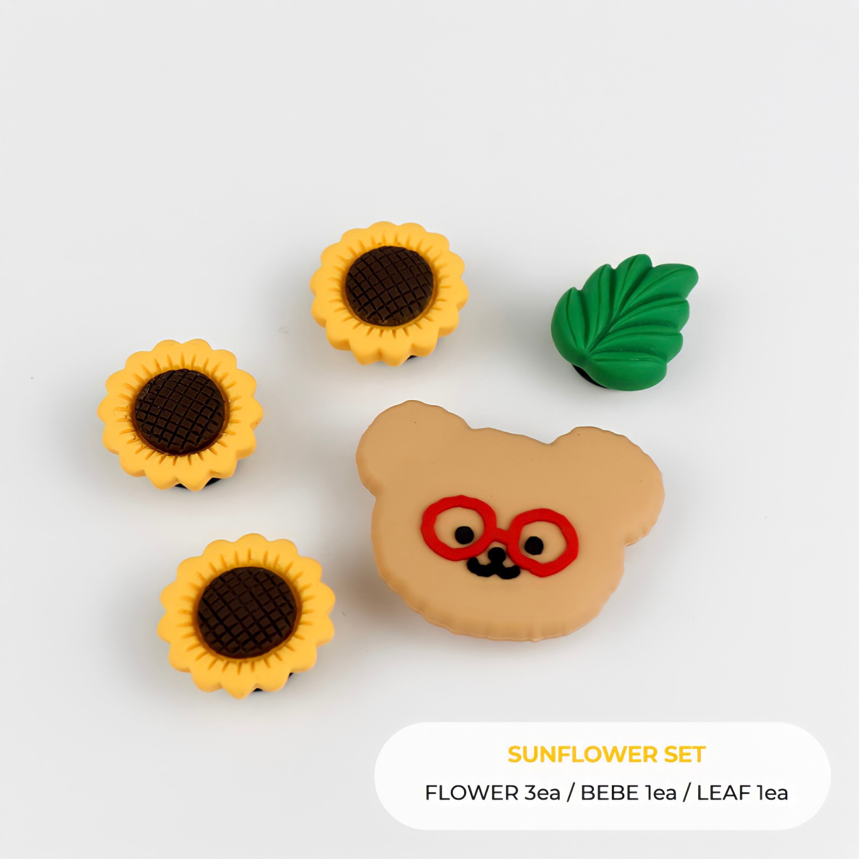 Teteum Jibbitz Red Flower Sun Flower ジビッツ クロックスアクセサリー 韓国雑貨 Teteum 韓国文房具 雑貨 La Violette