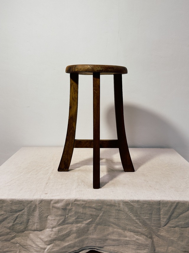 丸座のスツール（ロ）